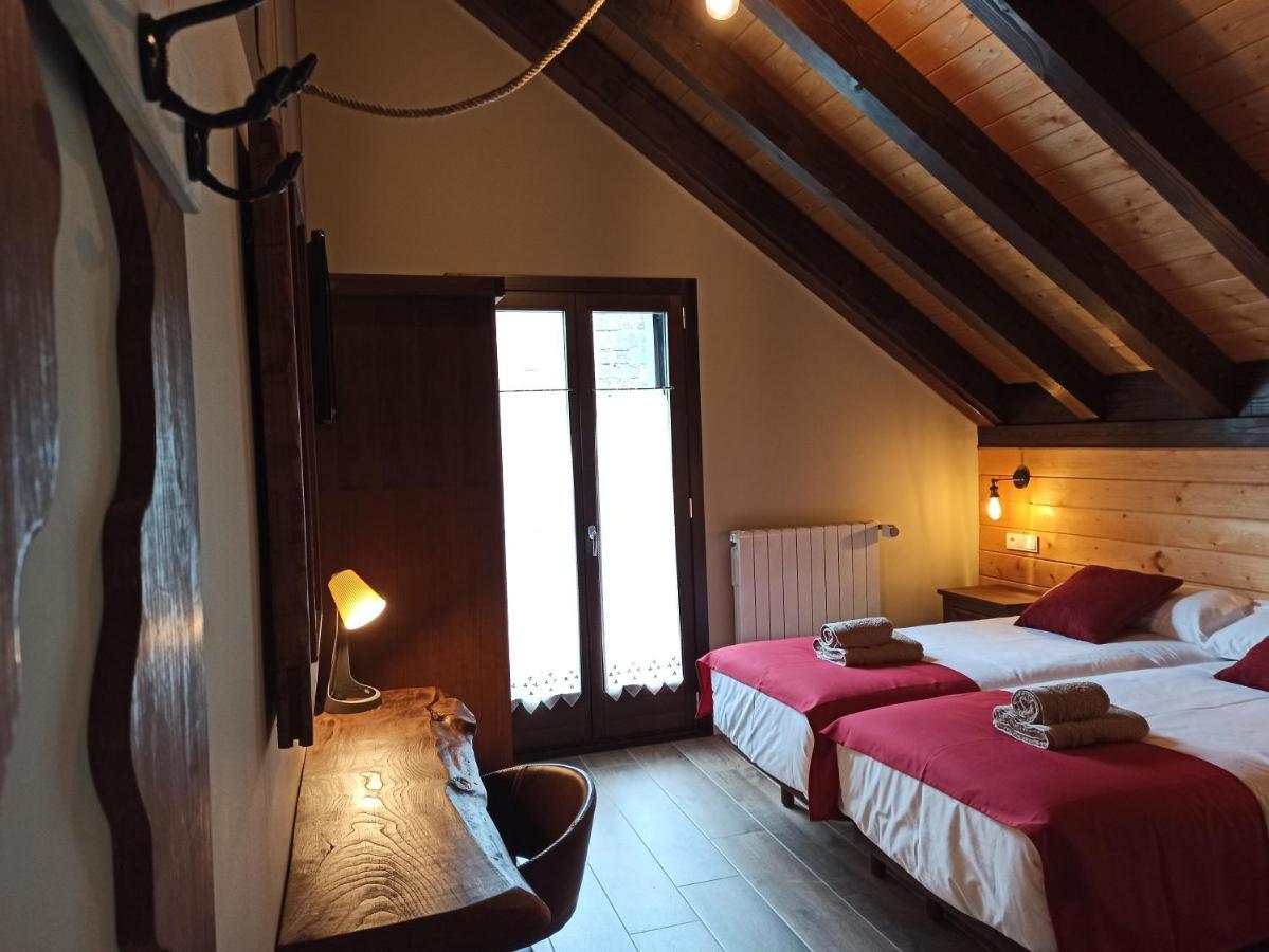 Casa Rural Elurkoia Isaba Dış mekan fotoğraf