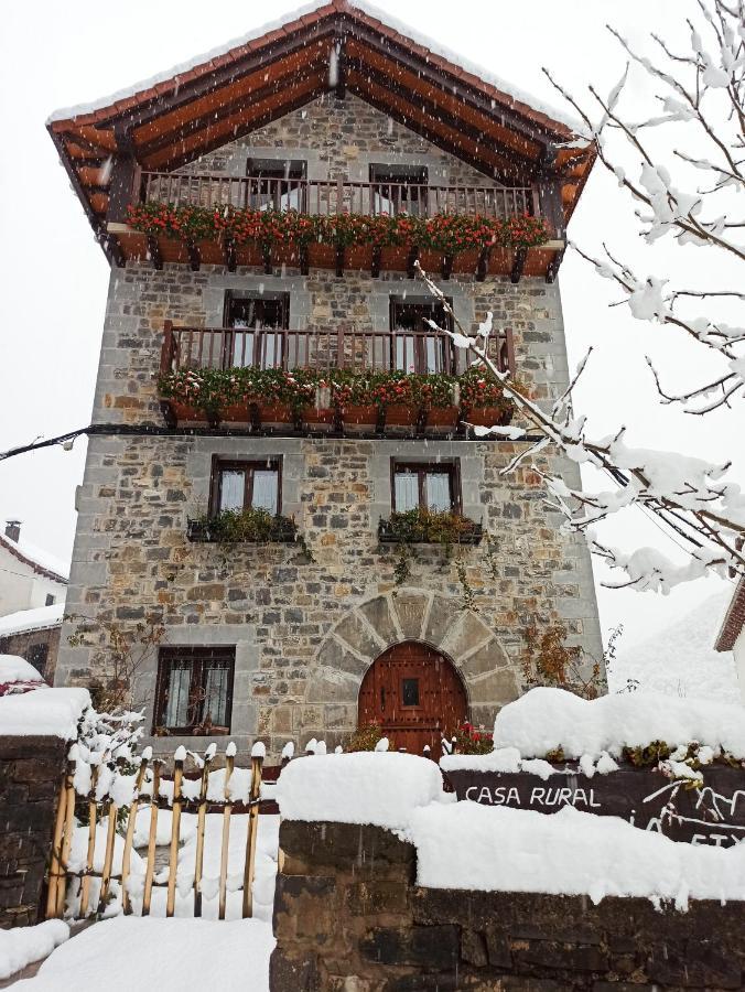 Casa Rural Elurkoia Isaba Dış mekan fotoğraf
